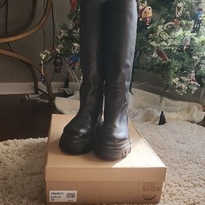 Steve Madden Priority Black Leather Ladies Boots Size 10